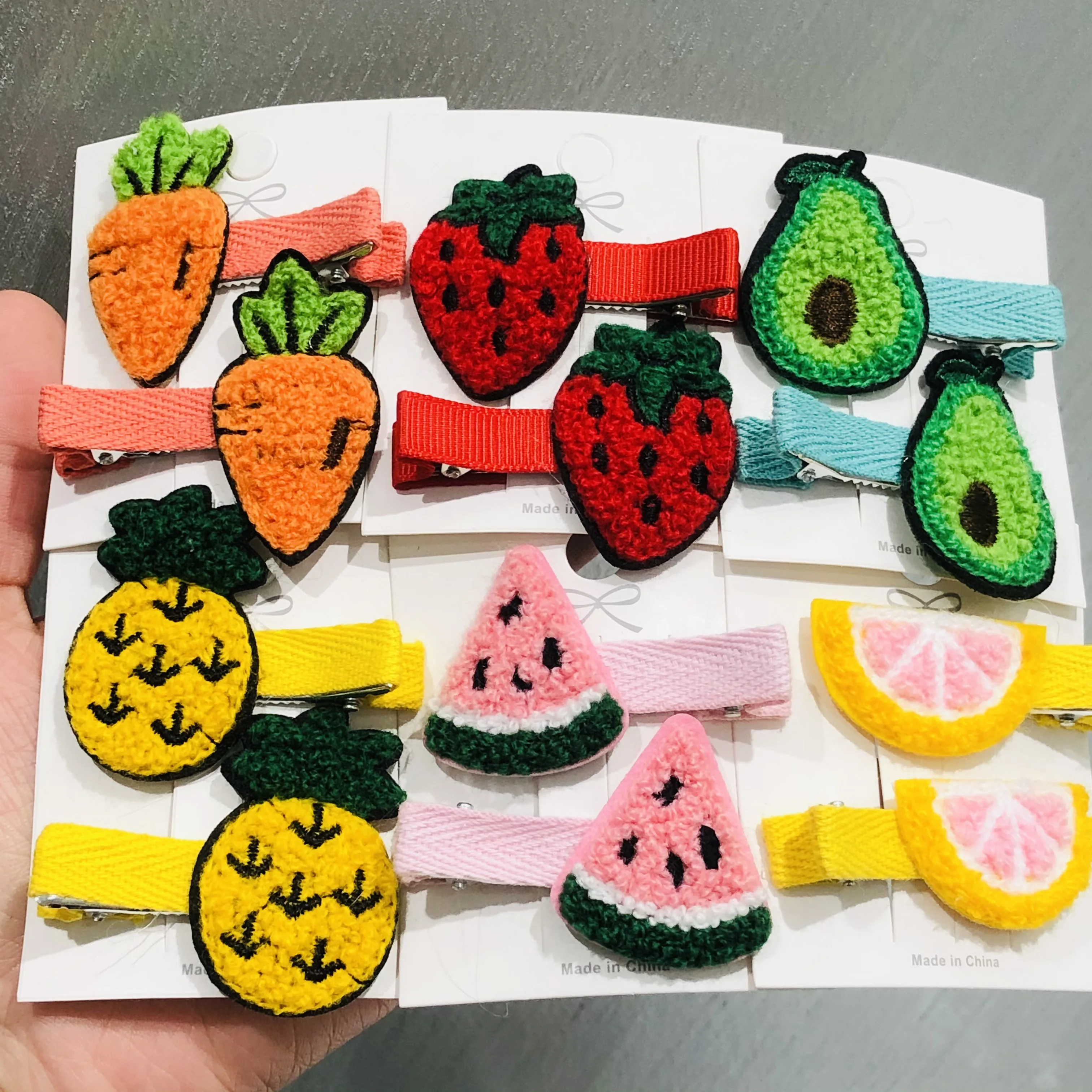 2Pcs/Set Orange Carrot Watermelon Pineapple Strawberry Fruit Shape Girl Hairclip Ddelicate Child Hair Accessories Baby Bobby Pin
2Pcs/Set Orange Carrot Watermelon Pineapple Strawberry Fruit Shape Girl Hairclip Ddelicate Child Hair Accessories Baby Bobby Pin