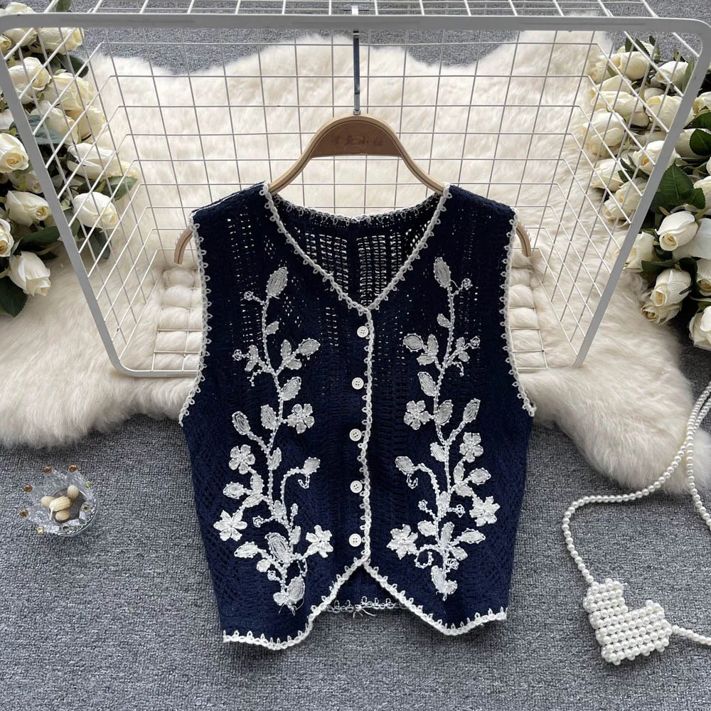 Женская Трикотажная майка с цветочной вышивкой, V-образным вырезом, без рукавов
Женская Трикотажная майка с цветочной вышивкой, V-образным вырезом, без рукавов