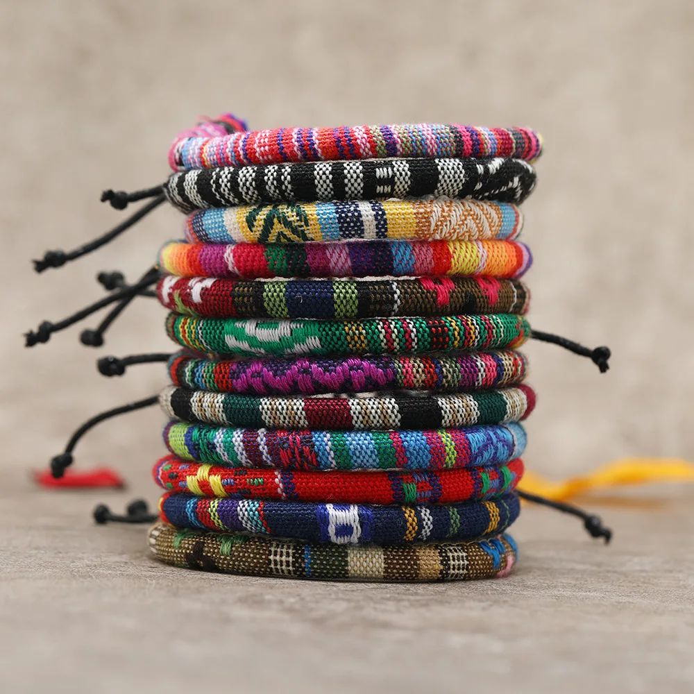 European Ethnic Bohemia Colorful Rope Chain Fabric Bracelet Men Women Tissu Bracelet For Men Wristbands Pulsera Tela
European Ethnic Bohemia Colorful Rope Chain Fabric Bracelet Men Women Tissu Bracelet For Men Wristbands Pulsera Tela