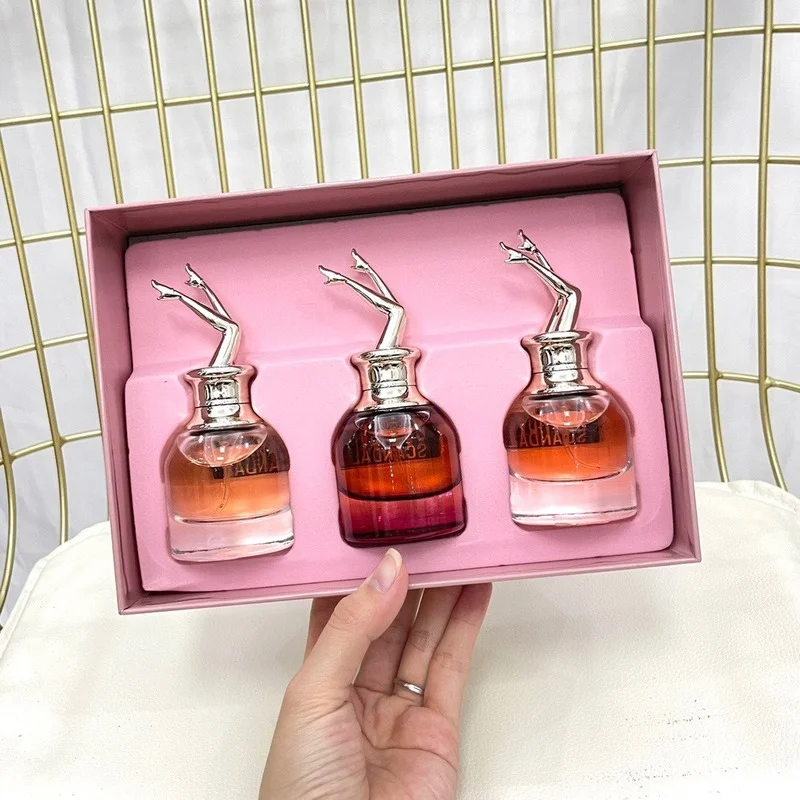 Perfume For Women 1 Set Spray Female Parfume Long Lasting Flower Original Parfum Glass Bottle Sexy Lady Fragrances 30ml*3 
Perfume For Women 1 Set Spray Female Parfume Long Lasting Flower Original Parfum Glass Bottle Sexy Lady Fragrances 30ml*3