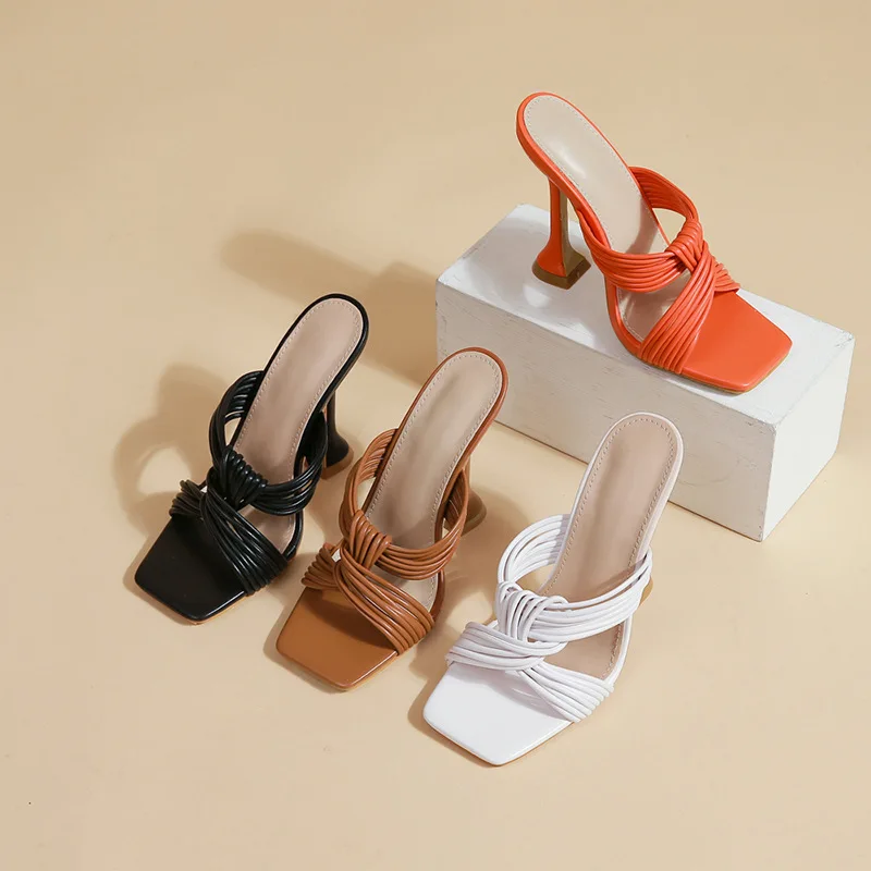 Женские туфли на среднем каблуке, Мягкие Шлепанцы с бахромой и открытым носком, на платформе, большие размеры, 2022
Женские туфли на среднем каблуке, Мягкие Шлепанцы с бахромой и открытым носком, на платформе, большие размеры, 2022