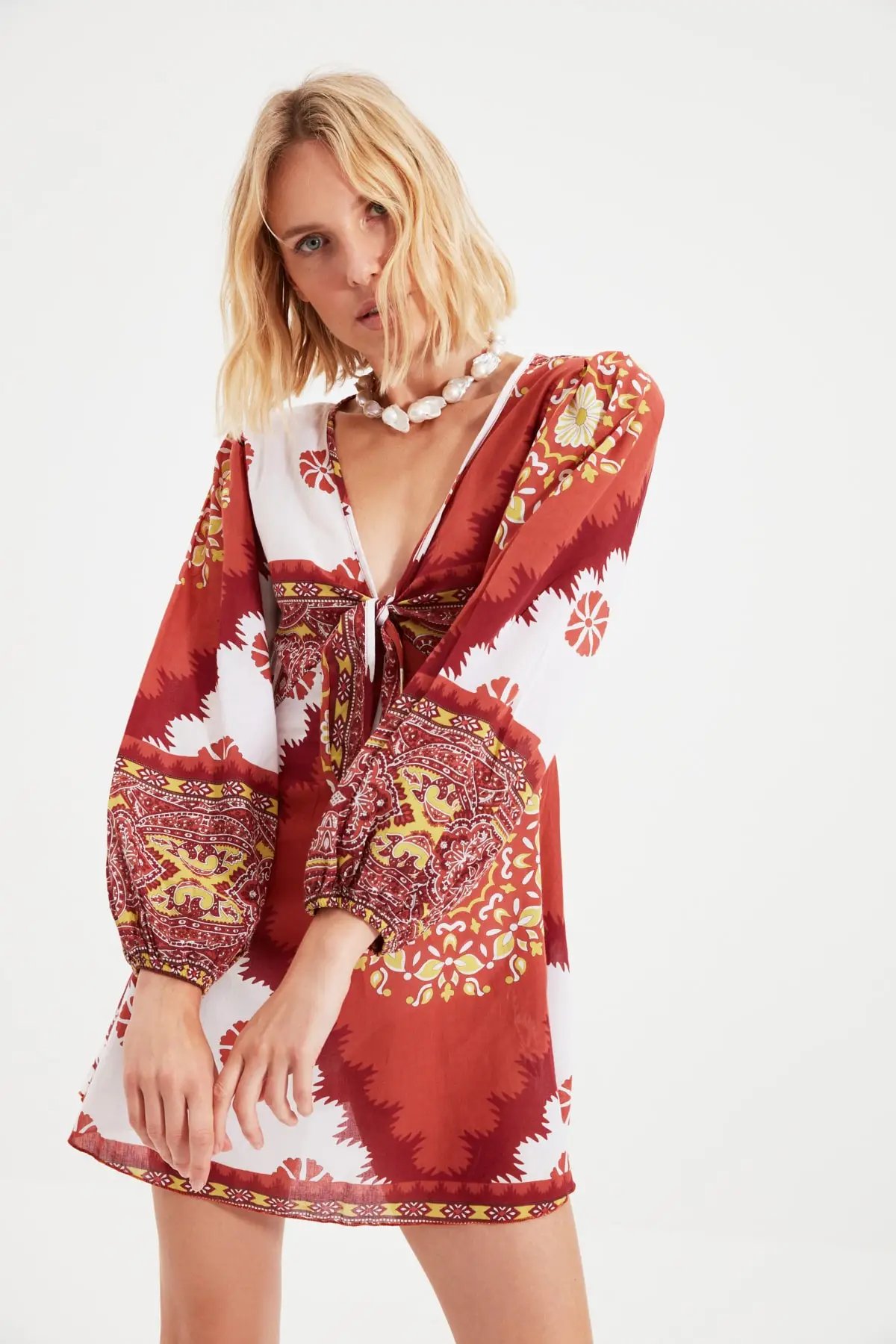 Trendyol Ethnic Pattern Backpack Detailed Voile Beach Dress TBESS21EL4299
Trendyol Ethnic Pattern Backpack Detailed Voile Beach Dress TBESS21EL4299
