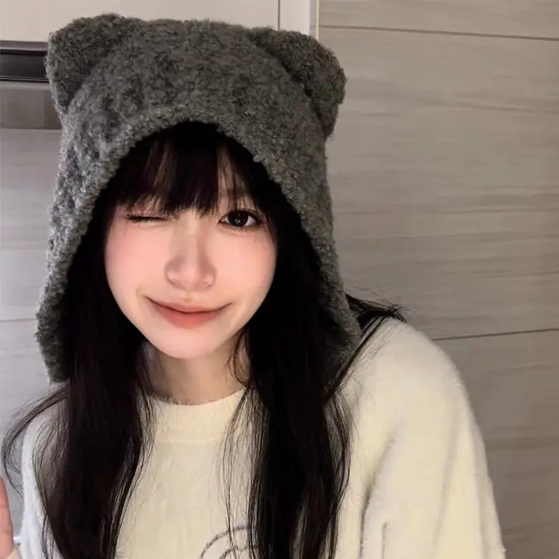2022 Autumn Winter Cute Safety Bear Hat For Women Warm Soft Thickened Lamb Fleece Travel Hat Pullover Outdoor Ladies Knit Cap
2022 Autumn Winter Cute Safety Bear Hat For Women Warm Soft Thickened Lamb Fleece Travel Hat Pullover Outdoor Ladies Knit Cap