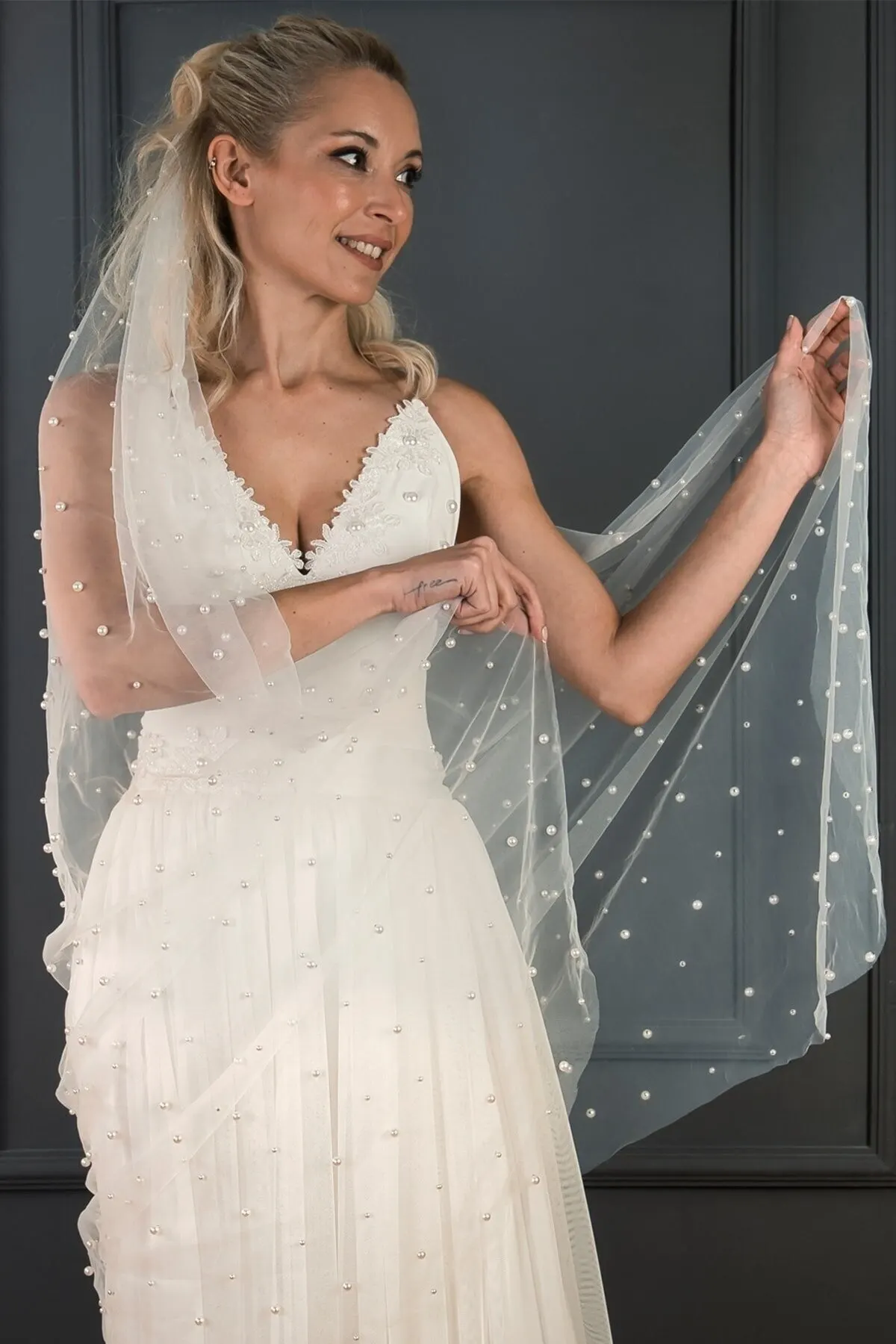 Bridal Accessories Off White Pearl Bridal Veil Wedding Handmade For Bride And Bridesmaids
Bridal Accessories Off White Pearl Bridal Veil Wedding Handmade For Bride And Bridesmaids