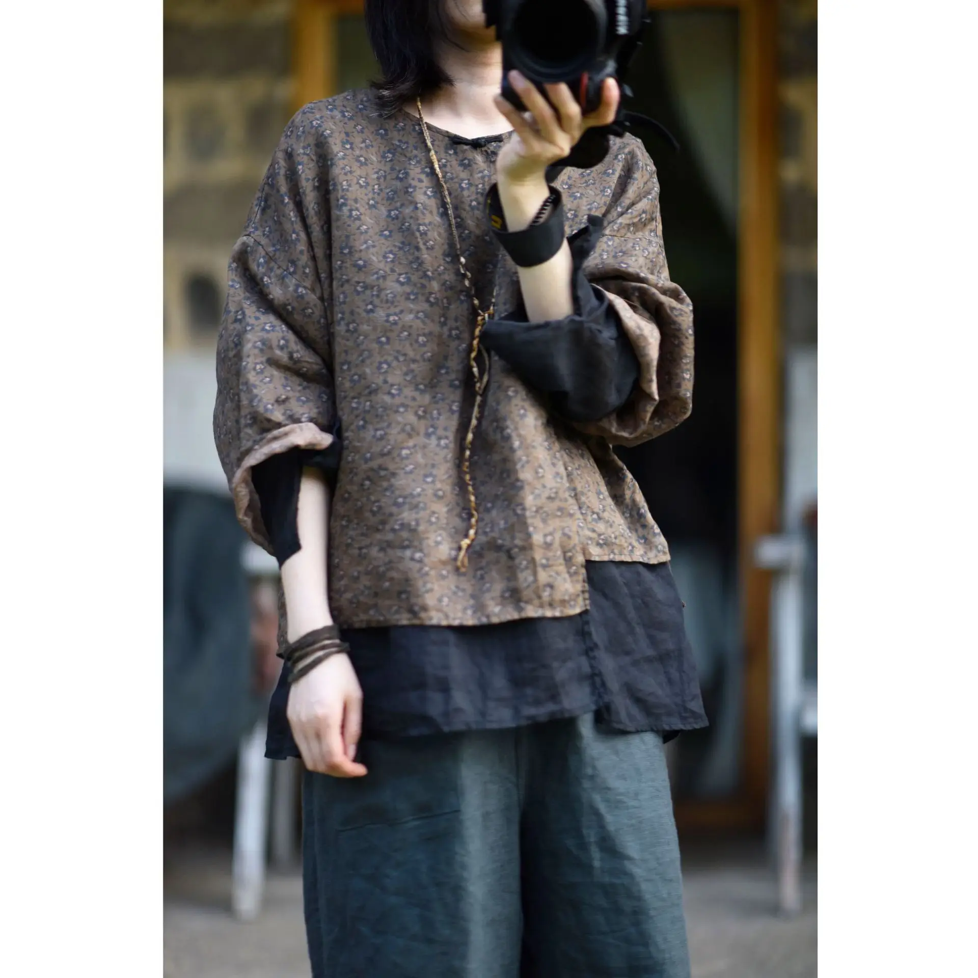 Women Vintage Double Ramie Shirts And Top Print Floral Chinese Button Loose Blouses 2022 Summer Long Sleeve Causal Loose Shirt
Women Vintage Double Ramie Shirts And Top Print Floral Chinese Button Loose Blouses 2022 Summer Long Sleeve Causal Loose Shirt