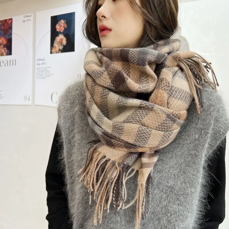 2022 New Thickened Scarf South Korea Sweet Warm Imitation Cashmere Plaid Shawl Bib Women
2022 New Thickened Scarf South Korea Sweet Warm Imitation Cashmere Plaid Shawl Bib Women