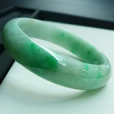 zheru Jewelry natural Myanmar emerald light green 54mm-62mm bracelet exquisite princess bracelet send girlfriend send mother bes
zheru Jewelry natural Myanmar emerald light green 54mm-62mm bracelet exquisite princess bracelet send girlfriend send mother bes