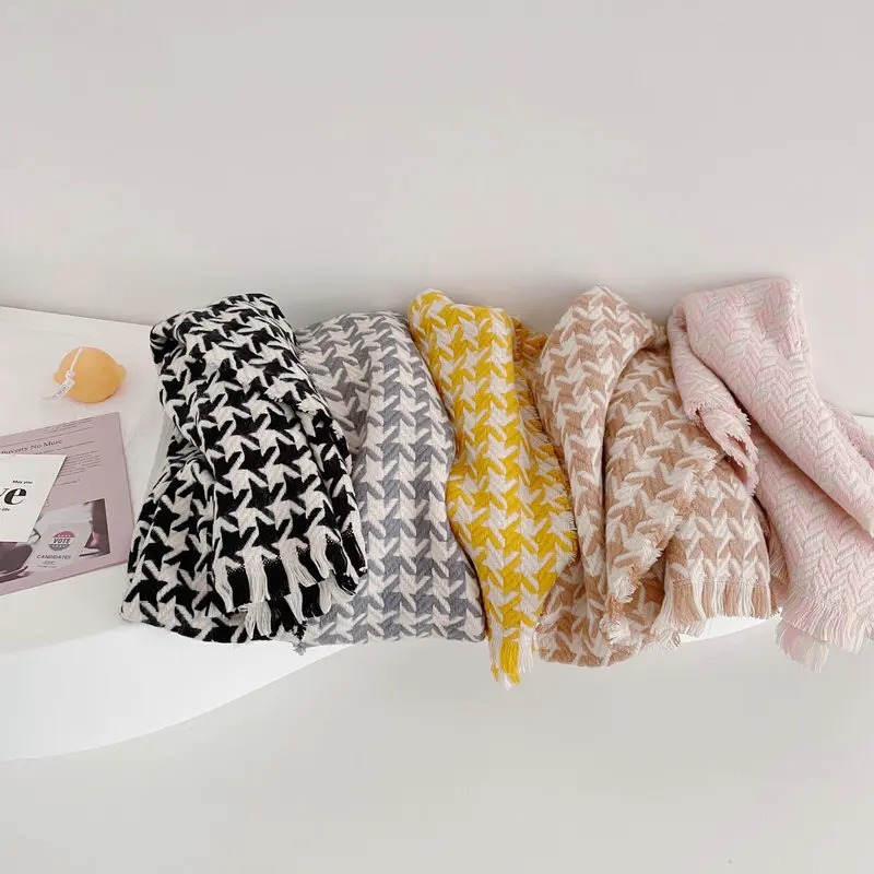 2022 модный брендовый Зимний вязаный шарф для мальчиков и девочек, толстый теплый клетчатый шейный платок, Детские шарфы
2022 модный брендовый Зимний вязаный шарф для мальчиков и девочек, толстый теплый клетчатый шейный платок, Детские шарфы