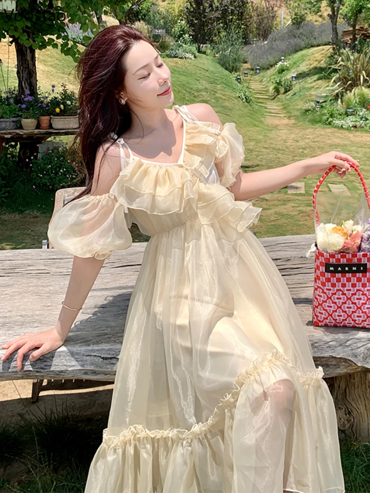 French Sweet Elegant Strap Dress Summer Women Fashion V-Neck Puff Sleeve Ruffle Fairy Dresses Female Sexy Beach Holiday Vestidos
French Sweet Elegant Strap Dress Summer Women Fashion V-Neck Puff Sleeve Ruffle Fairy Dresses Female Sexy Beach Holiday Vestidos