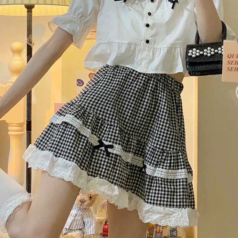 DEEPTOWN Japanese Kawaii Lolita Skirt Women Elastic Waist A-line Lace Patchwork Folds Cute Mini Ruffle Skirt Autumn Fashion
DEEPTOWN Japanese Kawaii Lolita Skirt Women Elastic Waist A-line Lace Patchwork Folds Cute Mini Ruffle Skirt Autumn Fashion
