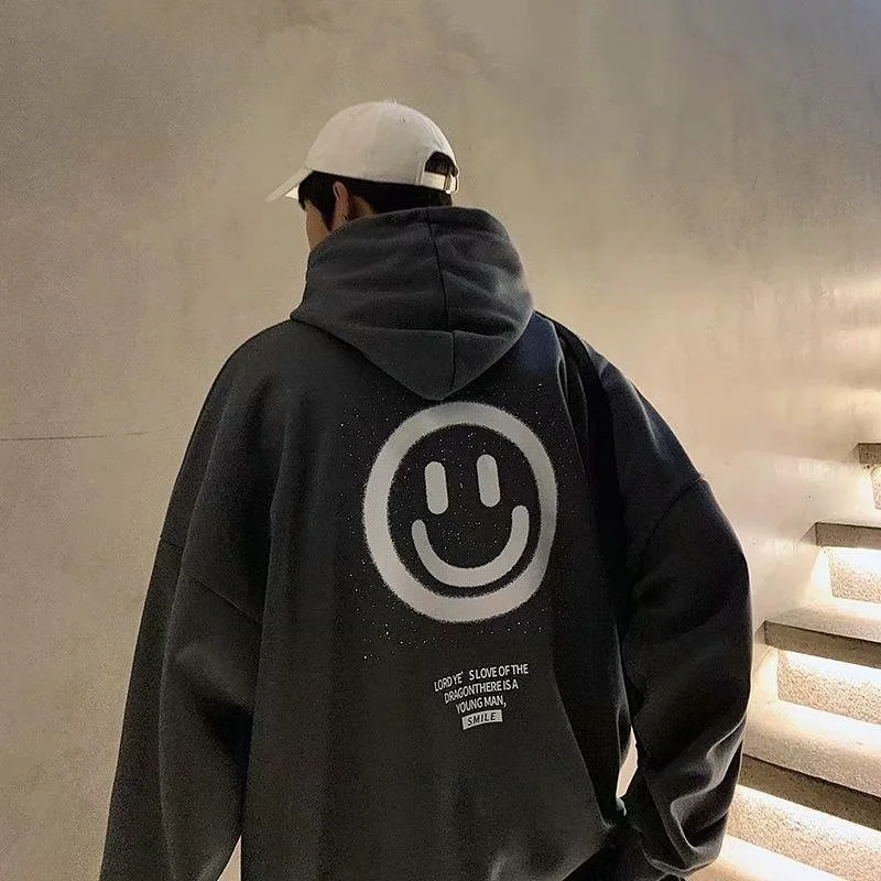 Hooded Sweater Men's 2022 Autumn and Winter Thin Loose Printed Smiley Sweater Trendy Casual Fashion Commuter Jacket 
Hooded Sweater Men's 2022 Autumn and Winter Thin Loose Printed Smiley Sweater Trendy Casual Fashion Commuter Jacket
