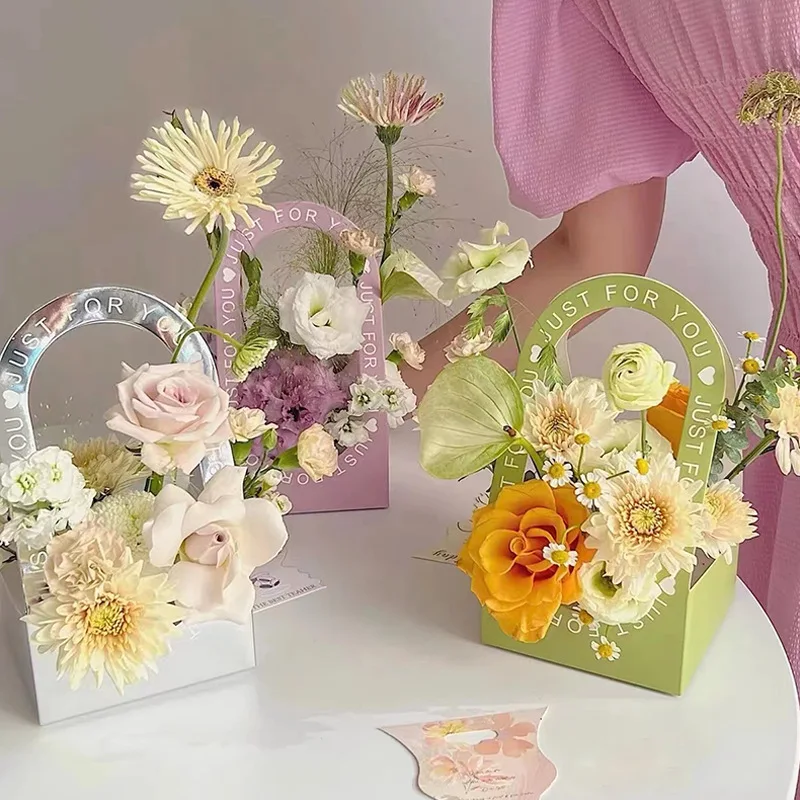 3Pcs Portable Hollow Out Flower Box Flower Shop Rose Flower Packaging Paper Bags Wedding Valentine's Day Birthday Party Gifts
3Pcs Portable Hollow Out Flower Box Flower Shop Rose Flower Packaging Paper Bags Wedding Valentine's Day Birthday Party Gifts