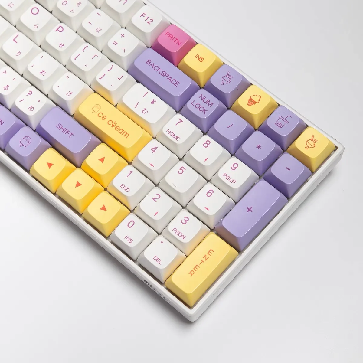 136 Keys Ice Cream Keycaps XDA Profile PBT Keycap For MX Switch Mechanical keyboard DYE Sublimation Japanese Key caps DIY GK61
136 Keys Ice Cream Keycaps XDA Profile PBT Keycap For MX Switch Mechanical keyboard DYE Sublimation Japanese Key caps DIY GK61