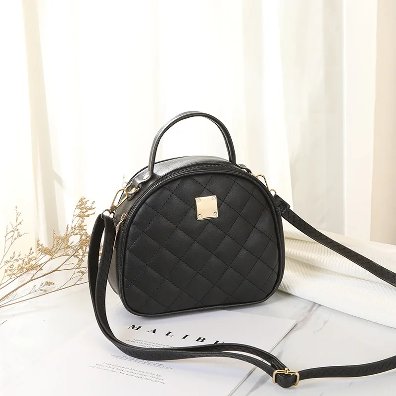 2022 Summer Fashion Messenger Bag Cute Purse for Women Black PU Leather Sequined Handbag Luxury Designer Crossbody Shoulder Bag
2022 Summer Fashion Messenger Bag Cute Purse for Women Black PU Leather Sequined Handbag Luxury Designer Crossbody Shoulder Bag