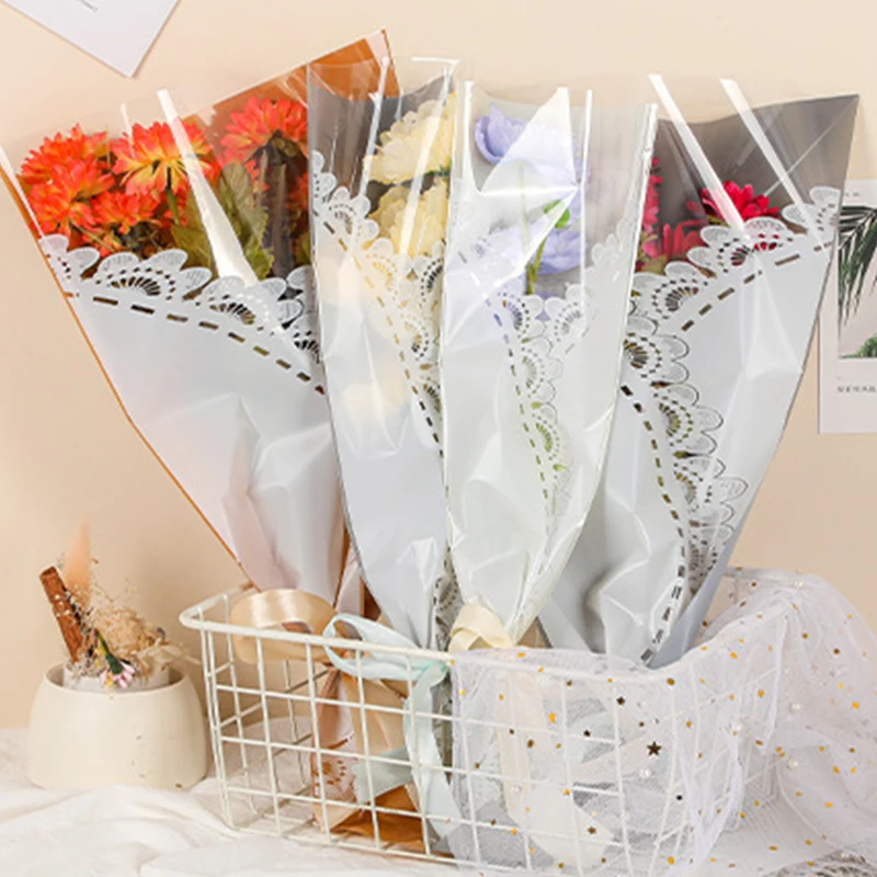 20pcs Packaging Bag Single Bouquet Flower Shop Packaging Materials Rose Packaging Lace Triangular Florist Bouquet Supplies
20pcs Packaging Bag Single Bouquet Flower Shop Packaging Materials Rose Packaging Lace Triangular Florist Bouquet Supplies
