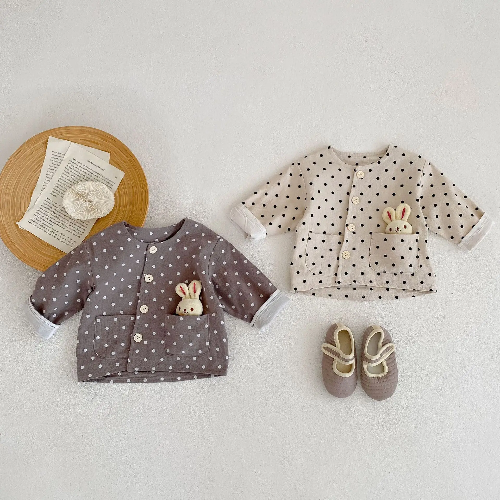 2023 Autumn Spring Newborn Baby Girls Full Sleeve Single-breasted Dot Top Coat Gift Bunny Doll Infant Kids Jacket Toddler 0-3Y
2023 Autumn Spring Newborn Baby Girls Full Sleeve Single-breasted Dot Top Coat Gift Bunny Doll Infant Kids Jacket Toddler 0-3Y