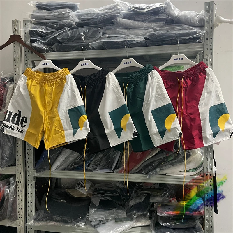Patchwork Rhude Shorts Men Women Yellow Blue Green Black Red Mesh Moonlight Sunset Rhude Breeches With Tags
Patchwork Rhude Shorts Men Women Yellow Blue Green Black Red Mesh Moonlight Sunset Rhude Breeches With Tags