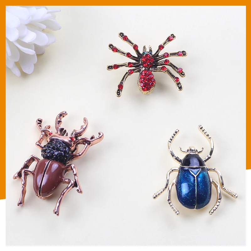 Vintage Crystal Insect Beetle Spider Brooch Women Coat Lapel Pin Scarf Clip Jewelry Brooch
Vintage Crystal Insect Beetle Spider Brooch Women Coat Lapel Pin Scarf Clip Jewelry Brooch