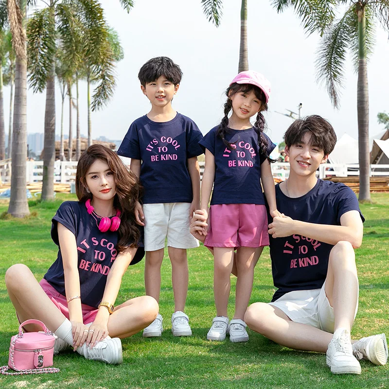 

Parent-child Matching Clothes Set for Whole Family Look Girl Boy and Mother Father Child Clothing Dad Mom Daughter Son Outfits