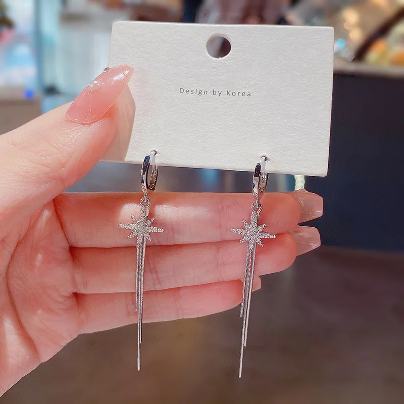 Shiny Zircon Hoop Earrings Star Long Tassel Earrings for Women Korean Fashion Luxury Silver Drop Earrings Jewelry Party Gift
Shiny Zircon Hoop Earrings Star Long Tassel Earrings for Women Korean Fashion Luxury Silver Drop Earrings Jewelry Party Gift