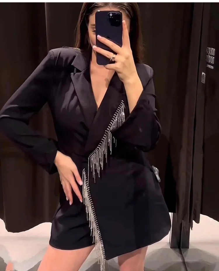 Women Spring Diamond Tassel Blazer Suit Jumpsuit Notched Lapel Long Sleeve Romper 2023 Office Ladies Outwear Elegant Jumpsuits
Women Spring Diamond Tassel Blazer Suit Jumpsuit Notched Lapel Long Sleeve Romper 2023 Office Ladies Outwear Elegant Jumpsuits