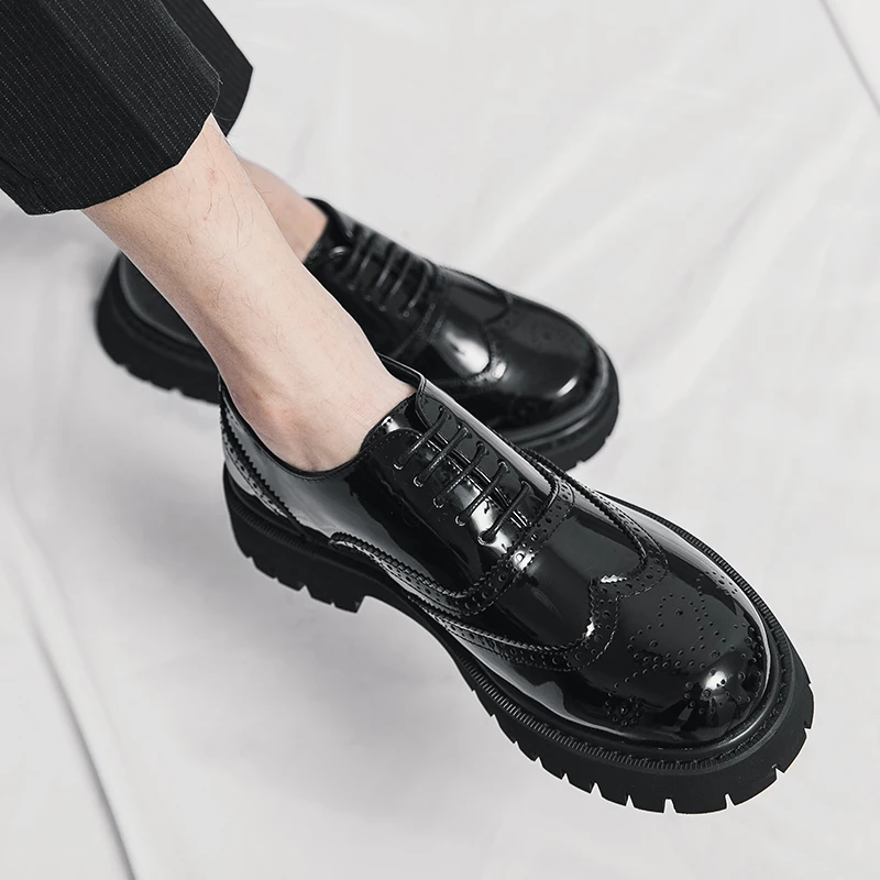 Neutral leather shoes lace-up heightened student leather shoes bright black matte black thick-soled half-heeled leather shoes
Neutral leather shoes lace-up heightened student leather shoes bright black matte black thick-soled half-heeled leather shoes