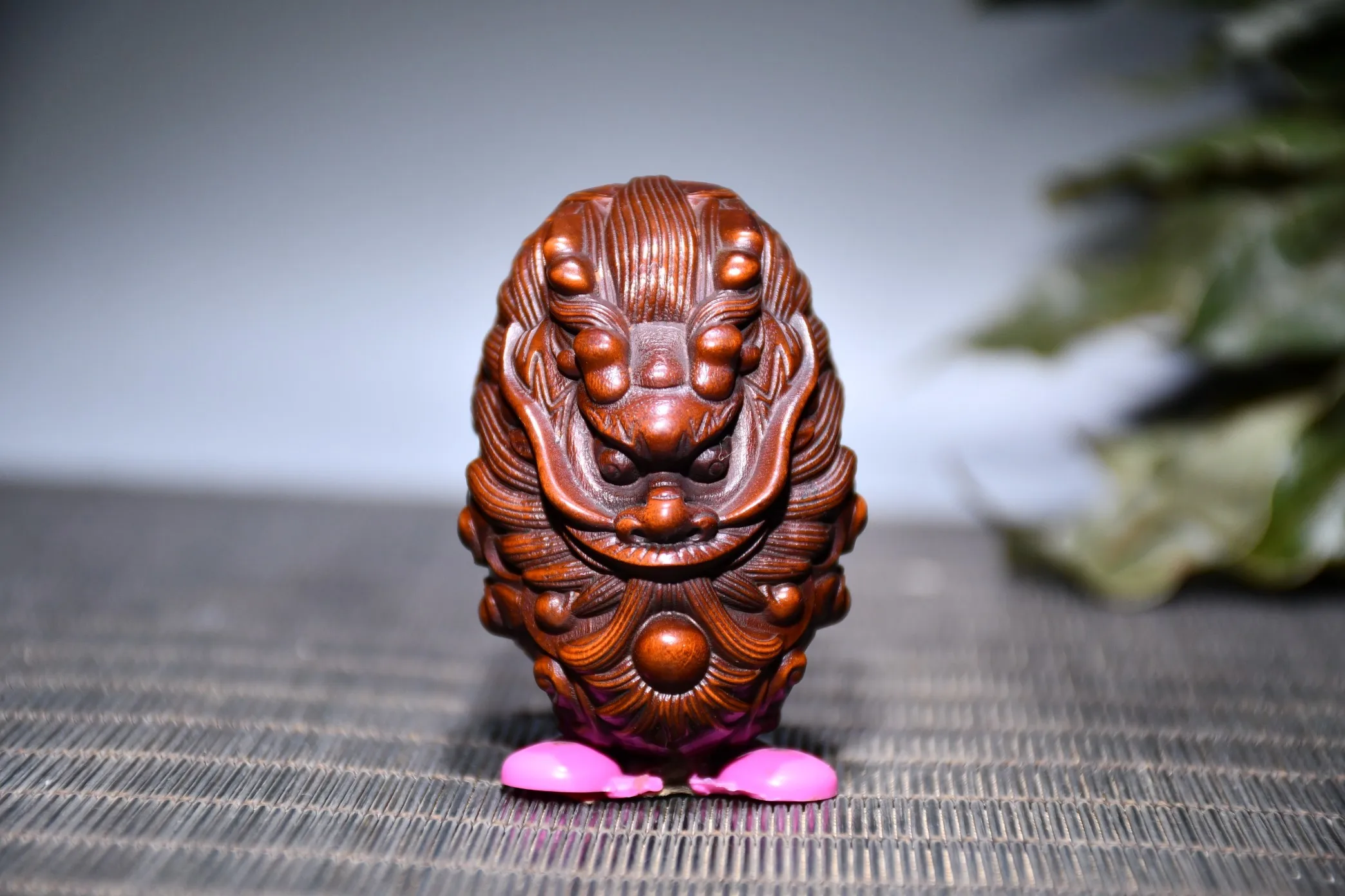 Vintage Chinese Dragon Statue Animal Dragon Head Sculpture Wood Carving Craft Desk Decoration Statue
Vintage Chinese Dragon Statue Animal Dragon Head Sculpture Wood Carving Craft Desk Decoration Statue