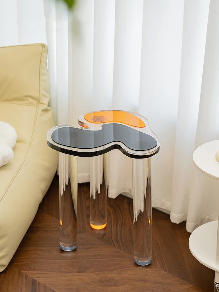 Nordic acrylic small tea table Mini living room simple sofa side table small house shaped corner table
Nordic acrylic small tea table Mini living room simple sofa side table small house shaped corner table