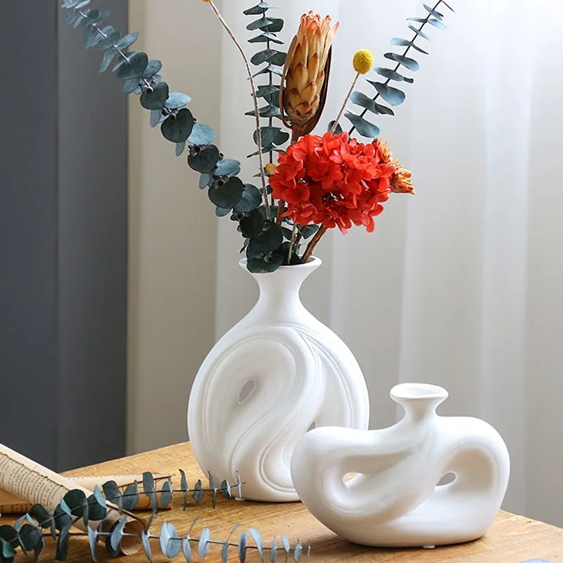 Скандинавская белая Вегетарианская Керамическая Настольная ваза украшения офисный Настольный цветочный контейнер для композиции аксессу...
Скандинавская белая Вегетарианская Керамическая Настольная ваза украшения офисный Настольный цветочный контейнер для композиции аксессу...