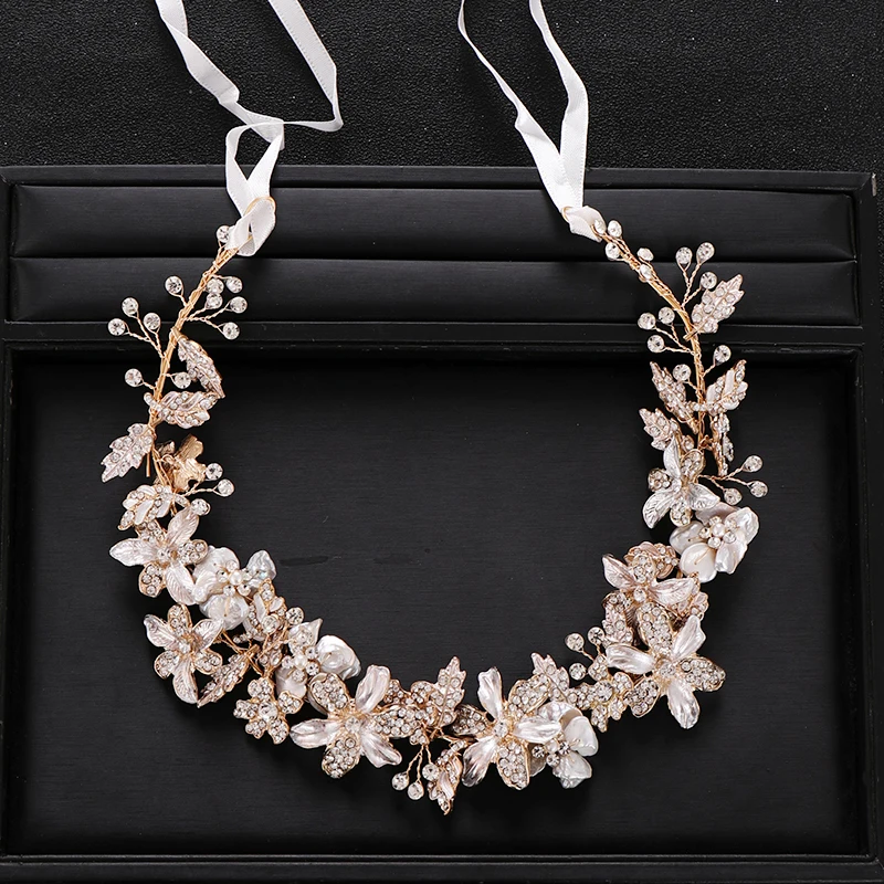 Trendy Wedding Hair Accessories Gold Rhinestone Crystal Headband Bridal Tiara Wedding Headband Handmade Jewelry Accessories
Trendy Wedding Hair Accessories Gold Rhinestone Crystal Headband Bridal Tiara Wedding Headband Handmade Jewelry Accessories