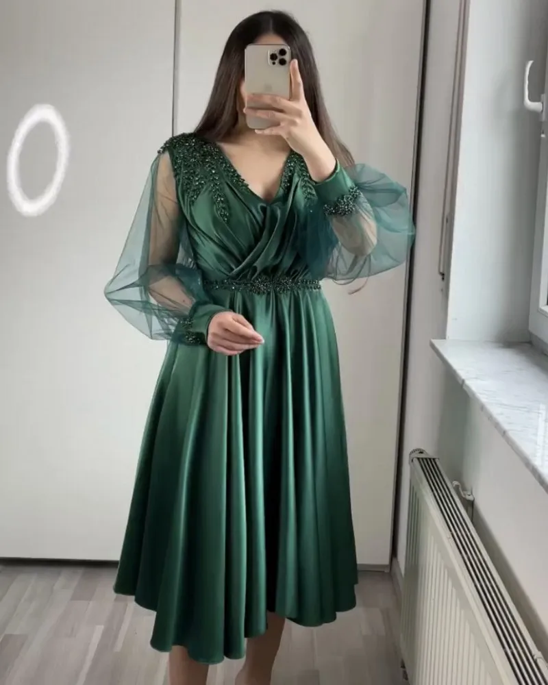 Green Tea Length Evening Party Dresses Beaded V-Neck Long Puffy Sleeves Prom Formal Gowns Arabic Dubai Robe De Soriee
Green Tea Length Evening Party Dresses Beaded V-Neck Long Puffy Sleeves Prom Formal Gowns Arabic Dubai Robe De Soriee