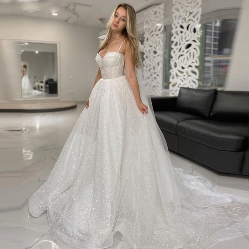 Glitter A-Line Wedding Dresses Spaghetti Straps Sweetheart Sweep Train Sparkly Wedding Bridal Gowns 2022 Robe de mariage
Glitter A-Line Wedding Dresses Spaghetti Straps Sweetheart Sweep Train Sparkly Wedding Bridal Gowns 2022 Robe de mariage