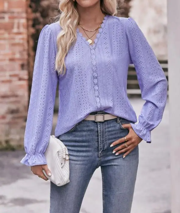 Fashion Woman Blouse 2023 Summer New Simple Daily Solid Color T-Shirt Hole Lace V-Neck Long Sleeve Top Basic Versatile Commuter
Fashion Woman Blouse 2023 Summer New Simple Daily Solid Color T-Shirt Hole Lace V-Neck Long Sleeve Top Basic Versatile Commuter