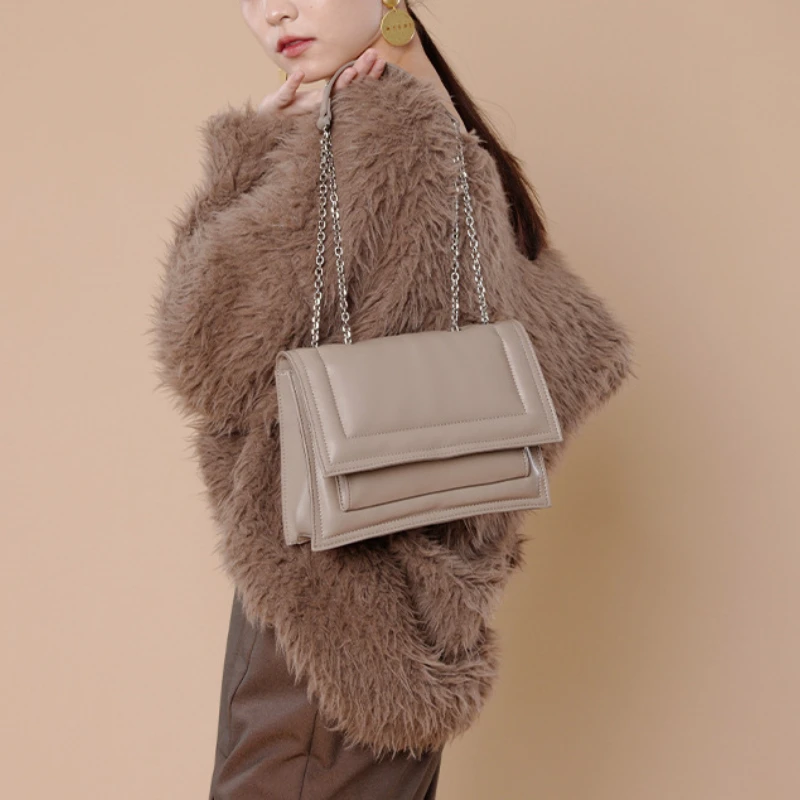Korean Style Handbags for Women 2022 New Fashion Underarm Bags Office Lady Shoulder Bags Solid Color Chic Chain Crossbody Bags
Korean Style Handbags for Women 2022 New Fashion Underarm Bags Office Lady Shoulder Bags Solid Color Chic Chain Crossbody Bags