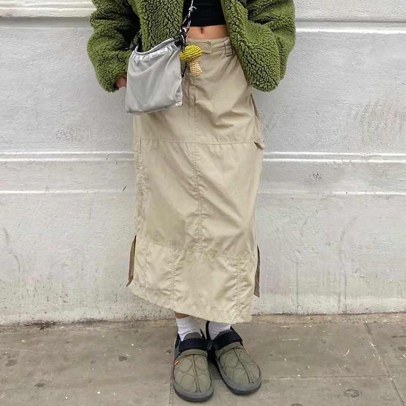 Sweet style Khaki Casual Long Cargo Skirts Women Stitching Vintage Baggy Streetwear Outfits Split Fashion Low Waist Loose Skirt
Sweet style Khaki Casual Long Cargo Skirts Women Stitching Vintage Baggy Streetwear Outfits Split Fashion Low Waist Loose Skirt