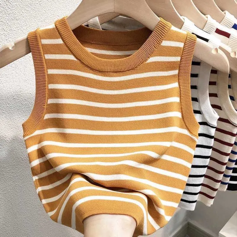 Casual Striped Knit Top Summer Clothing New Fashion Korean Sleeveless Tank Top for Women's O Neck Ice Silk Slim Fit Vest Tees
Casual Striped Knit Top Summer Clothing New Fashion Korean Sleeveless Tank Top for Women's O Neck Ice Silk Slim Fit Vest Tees