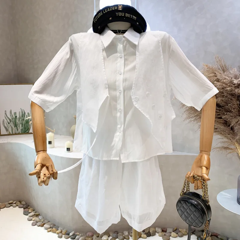 New Women's Clothing 2022 Summer Chiffon patchwork sunscreen shirt High Waist Wide Leg shorts leisure fashion two piece set
New Women's Clothing 2022 Summer Chiffon patchwork sunscreen shirt High Waist Wide Leg shorts leisure fashion two piece set