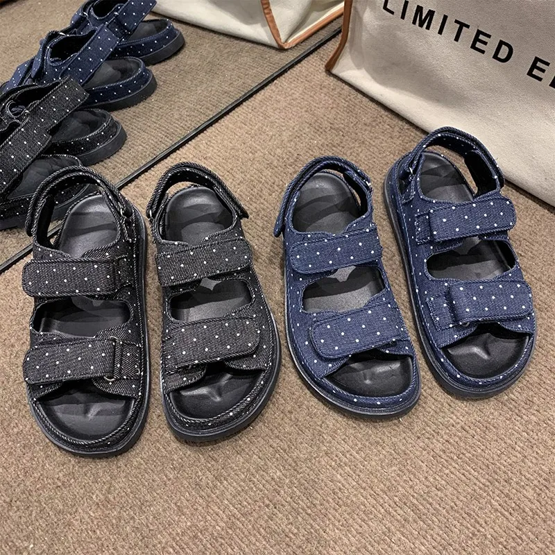 Plus Size 40 High Quality Summer Fashion Leather Women's Sandals Female Flats for Women's Rome Platform Sandals for Women 2023
Plus Size 40 High Quality Summer Fashion Leather Women's Sandals Female Flats for Women's Rome Platform Sandals for Women 2023