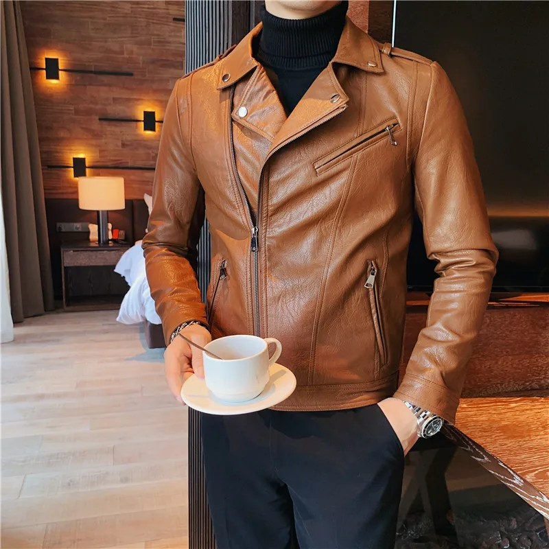 High Quality Autumn Winter Fashion 2022 Diagonal Zipper Pu Leather Jacket Men Clothing Slim Fit Turn Down Collar Casual Coat 3XL
High Quality Autumn Winter Fashion 2022 Diagonal Zipper Pu Leather Jacket Men Clothing Slim Fit Turn Down Collar Casual Coat 3XL