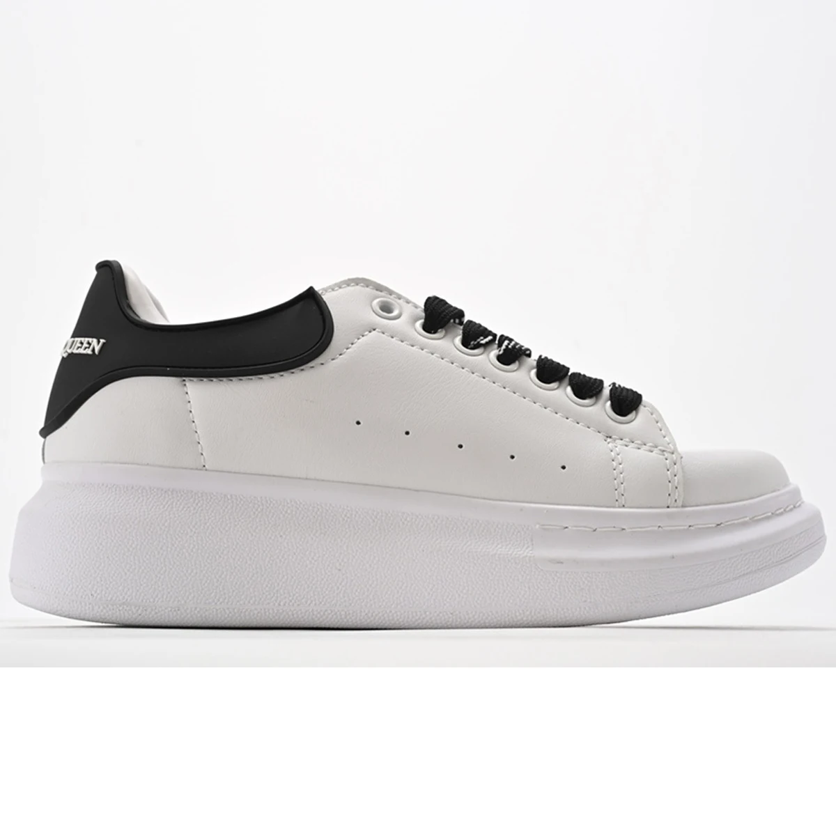 

2023 New Mcqueen Sneakers Women Lace Up Fashion Designer Luxury Original Brand Leather Shoes Men Alexander Casual Sports Shoes