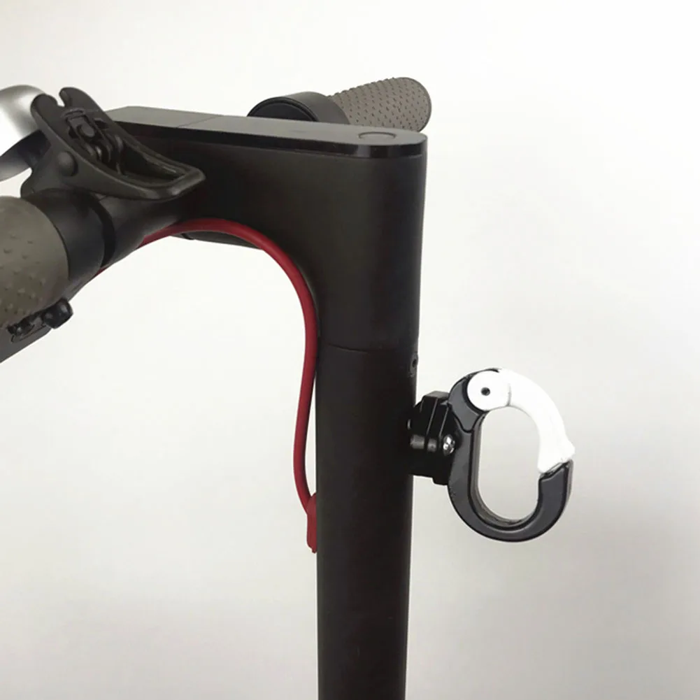 1pc Hook With Screws For X Iao*mi M365/PRO Electric Scooter Hanging Bag Hanger Hook Accessories Waterproof Scooter Hook Claw
1pc Hook With Screws For X Iao*mi M365/PRO Electric Scooter Hanging Bag Hanger Hook Accessories Waterproof Scooter Hook Claw