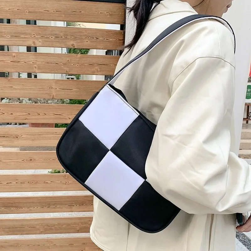 Richme Checkerboard Women Bag 2022 Trend Fashion Summer Casual Zipper Bolso Mujer Korean Style Daily Commute Shoulder Bag Female
Richme Checkerboard Women Bag 2022 Trend Fashion Summer Casual Zipper Bolso Mujer Korean Style Daily Commute Shoulder Bag Female