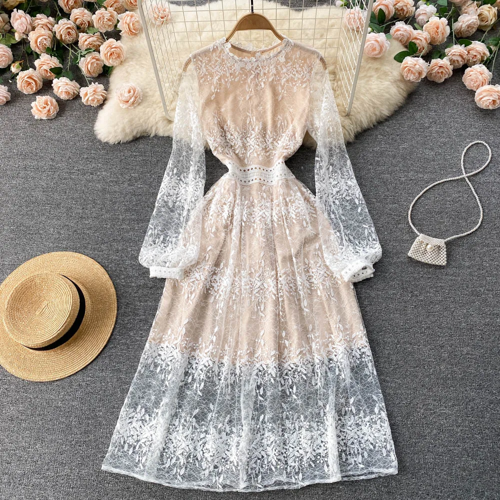 Heavy Industry Embroidery Mesh Lace Dress Women's Long Sleeve 2022 Spring New Western-style Celebrity Temperament Fairy Skirt
Heavy Industry Embroidery Mesh Lace Dress Women's Long Sleeve 2022 Spring New Western-style Celebrity Temperament Fairy Skirt