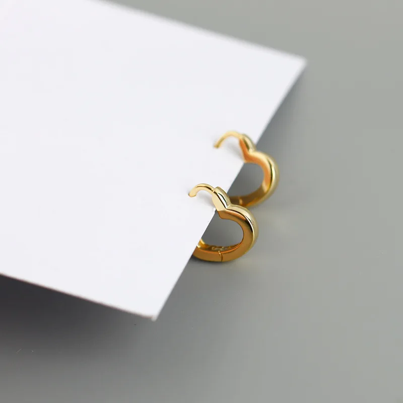 New Arrival Fashion Silver Gold Color Minimalist Love Heart Stud Earrings for Women Fine Jewelry Pendientes Accessories Aretes
New Arrival Fashion Silver Gold Color Minimalist Love Heart Stud Earrings for Women Fine Jewelry Pendientes Accessories Aretes