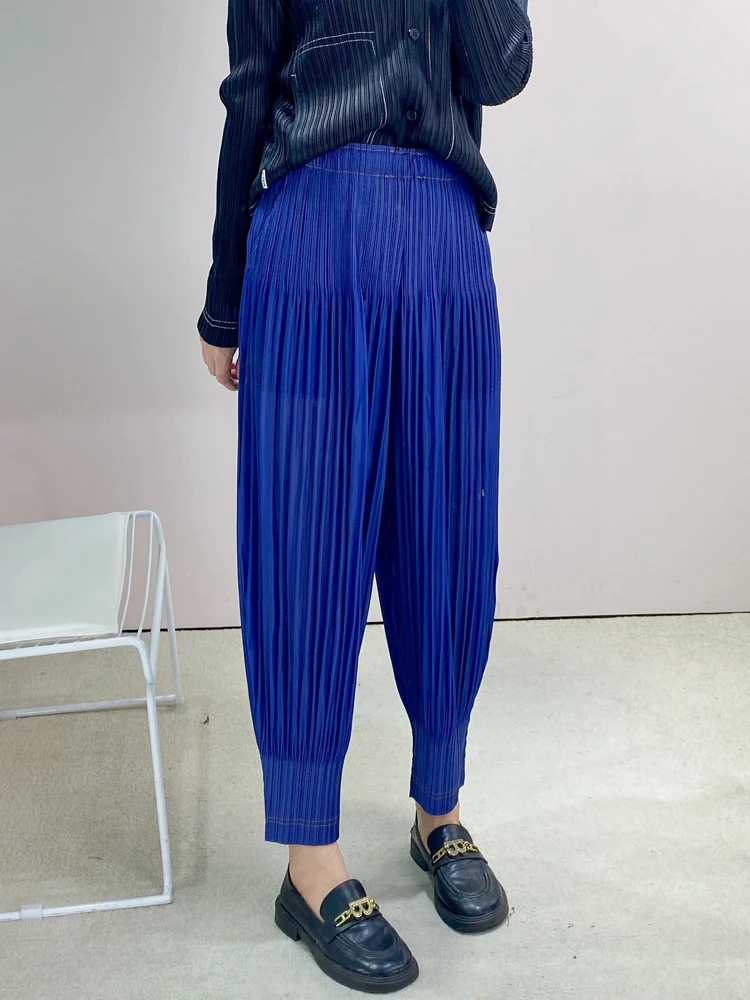 Women's puff pants Miyake Pleated Fashion Solid LOOSE Large Size Elastic waist Casual Harem Pants Ankle-Length Pants Tdie
Women's puff pants Miyake Pleated Fashion Solid LOOSE Large Size Elastic waist Casual Harem Pants Ankle-Length Pants Tdie