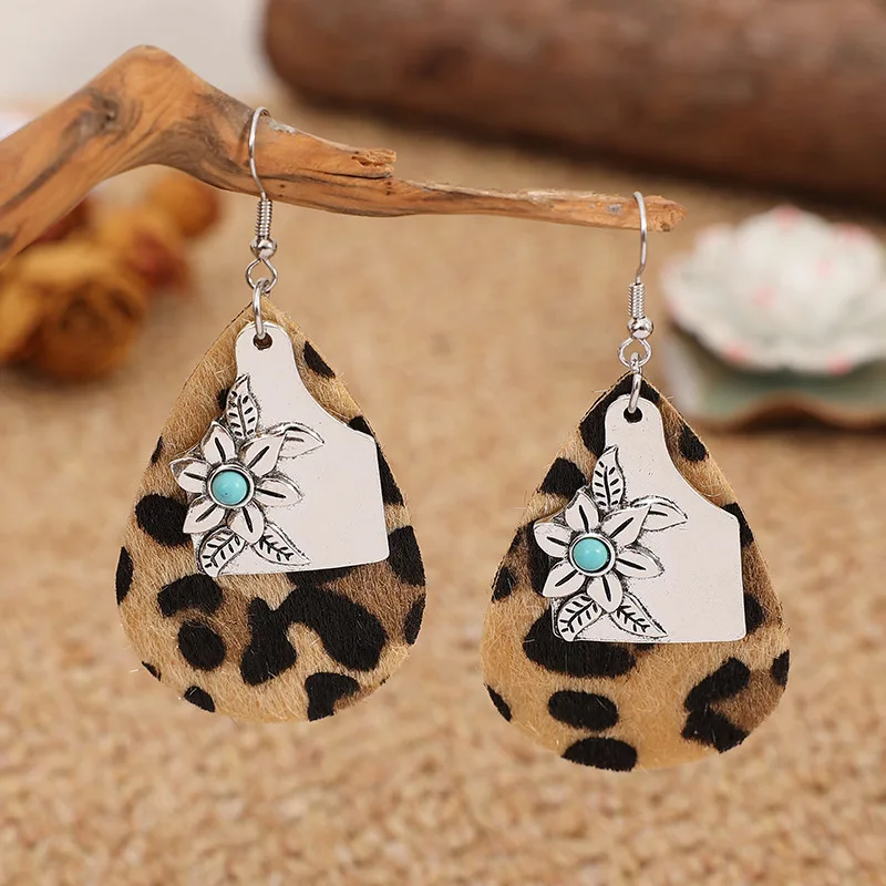 Leopard Print Fur Teardrop w/Center Turquoise Earrings for Women Girls Leather Oval Earrings Leopard w/ Turquoise Drops EAR01264
Leopard Print Fur Teardrop w/Center Turquoise Earrings for Women Girls Leather Oval Earrings Leopard w/ Turquoise Drops EAR01264