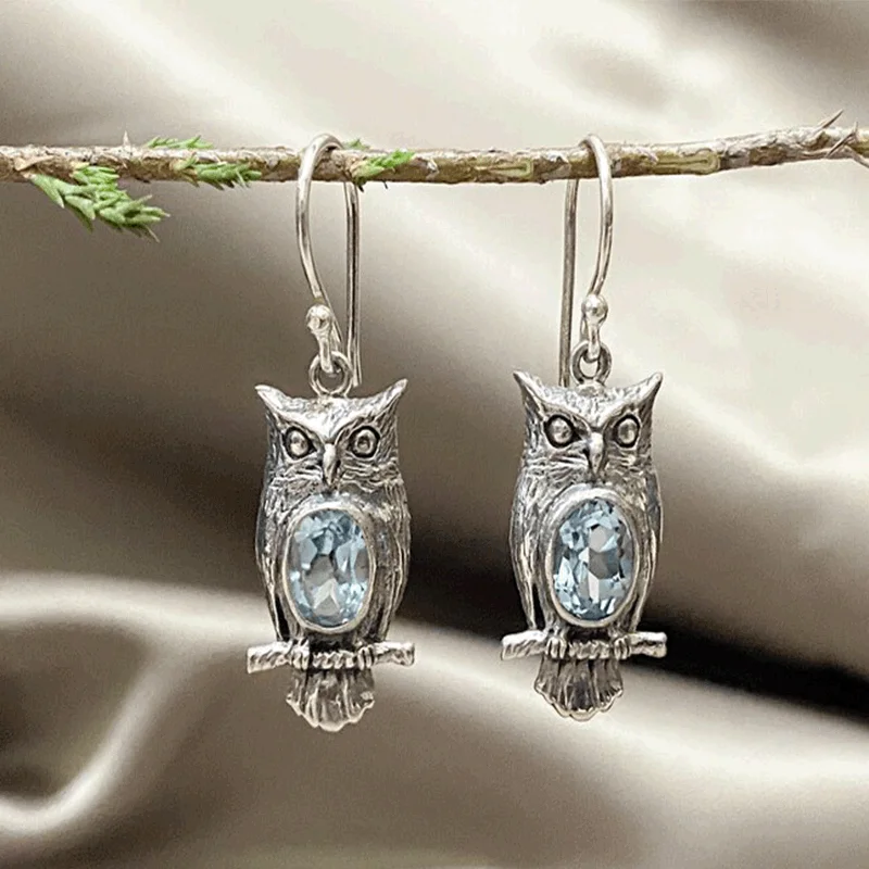 Creative Owl Design Vintage Earrings Women's Antique Silver Color Inlaid Blue Crystal Fashion Party Jewelry Accessories
Creative Owl Design Vintage Earrings Women's Antique Silver Color Inlaid Blue Crystal Fashion Party Jewelry Accessories