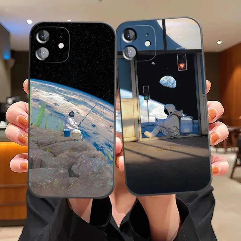 Fashion Astronaut Phone Case For iPhone 11 Pro 13 12 MAX Mini X XR XS 8 7 Plus SE 2020 6 6s Coque Funda Soft Back Black Carcasa
Fashion Astronaut Phone Case For iPhone 11 Pro 13 12 MAX Mini X XR XS 8 7 Plus SE 2020 6 6s Coque Funda Soft Back Black Carcasa