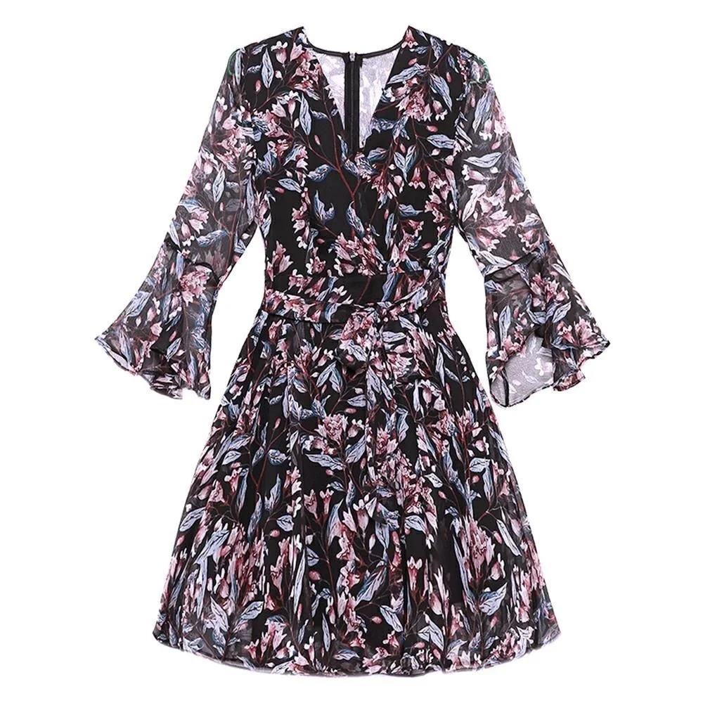 Summer Dress For Women Chiffon Floral Print Flared Sleeve V Neck Sexy Mini Dresses Ladies 2022 Casual Fashion Vestido Female
Summer Dress For Women Chiffon Floral Print Flared Sleeve V Neck Sexy Mini Dresses Ladies 2022 Casual Fashion Vestido Female