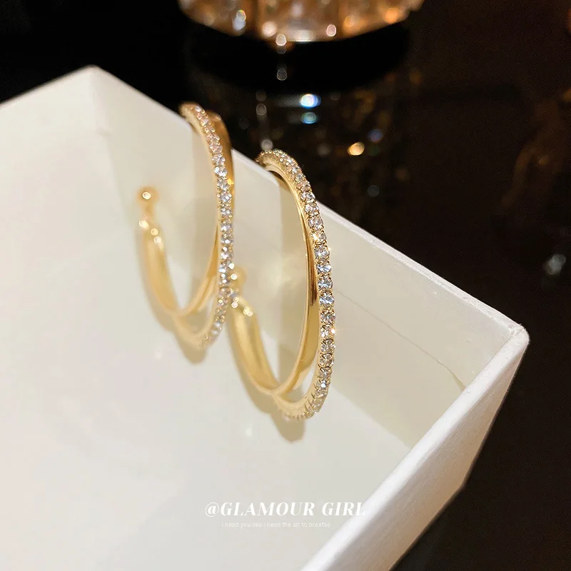 Silver Needle Set Diamond Circle Double-layer Earrings European And American Exaggerated Design Sense Personalized 
Silver Needle Set Diamond Circle Double-layer Earrings European And American Exaggerated Design Sense Personalized
